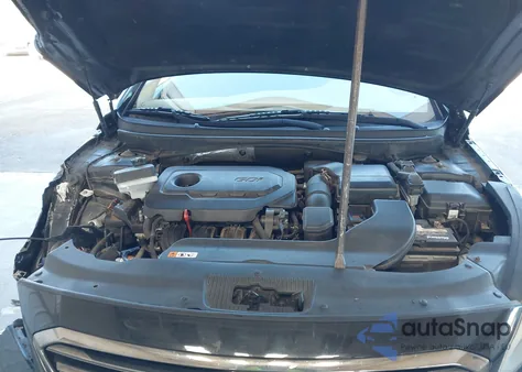 2016 Hyundai Sonata Limited z USA, uszkodzony, nr VIN 5NPE34AF4GH407341